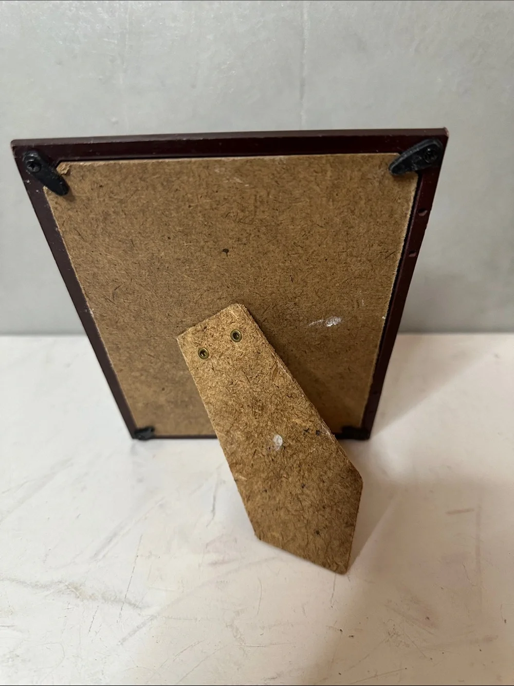 VINTAGE ACRYLIC METAL ORNATE CORNERS PICTURE FRAME